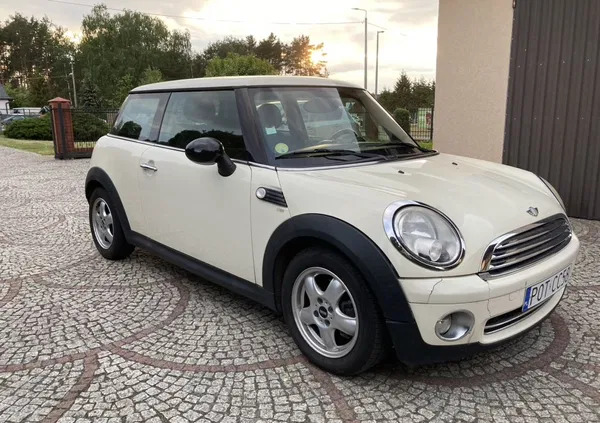 mini ostrzeszów MINI ONE cena 13900 przebieg: 137200, rok produkcji 2008 z Ostrzeszów